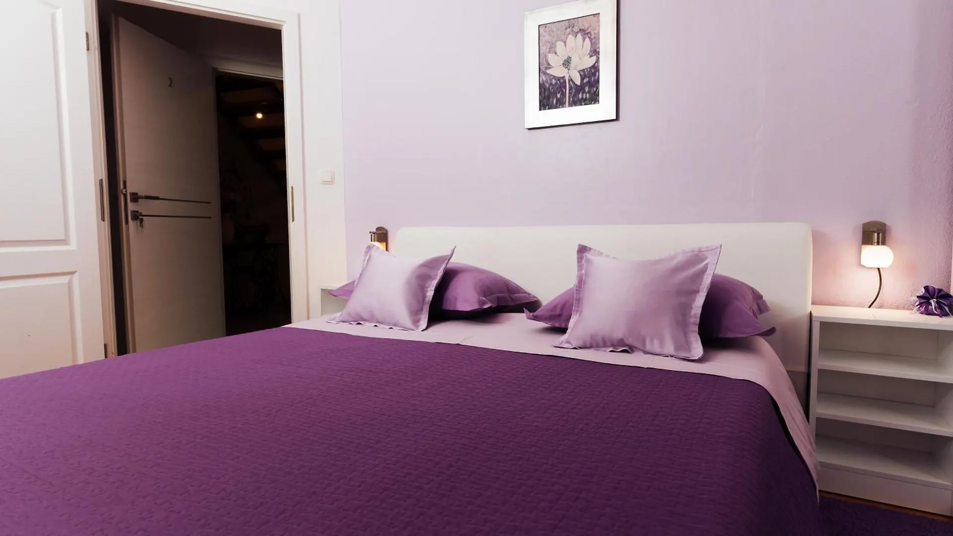 Old Town Villa Trogir Stars With Free Parking Гостевой дом