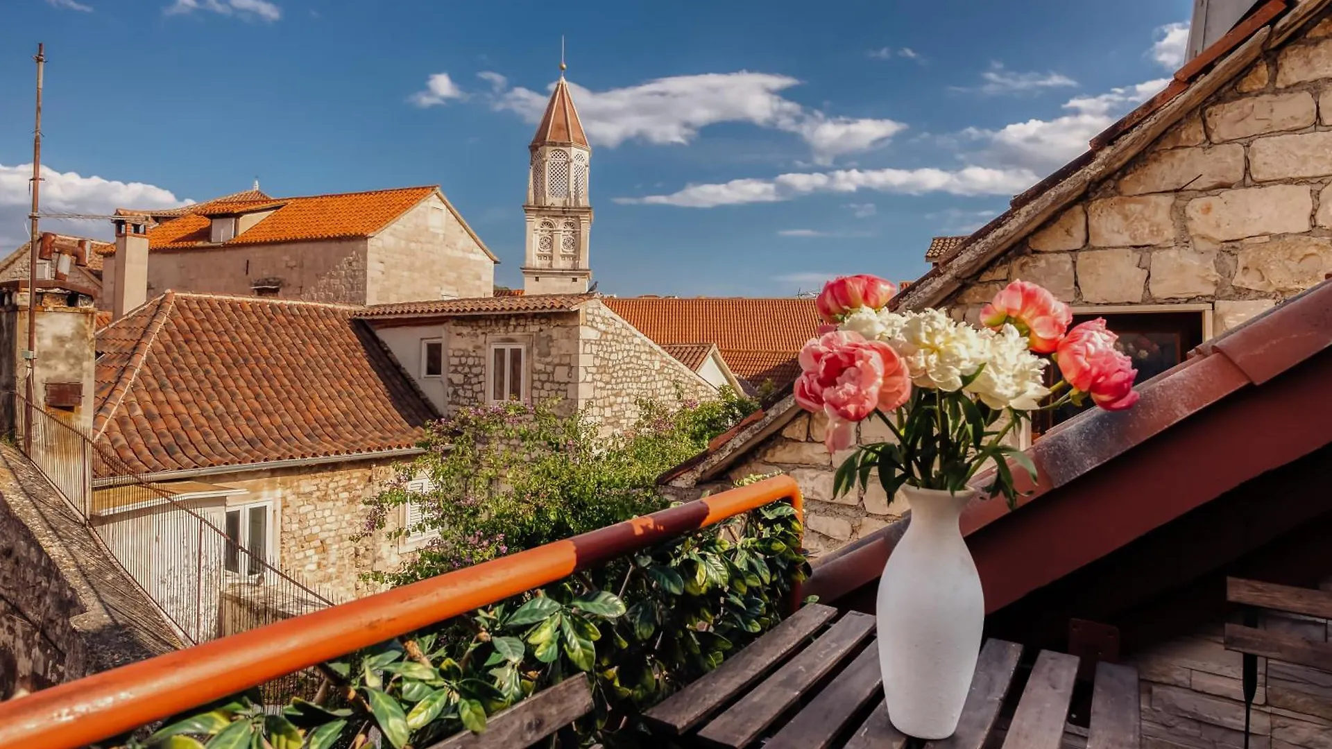 Old Town Villa Trogir Stars With Free Parking 4*,  Хорватия