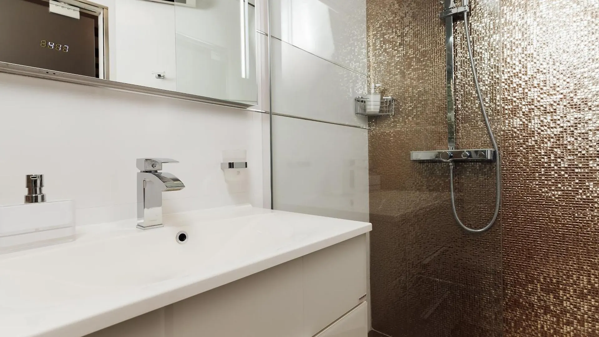 Old Town Villa Trogir Stars With Free Parking Гостевой дом