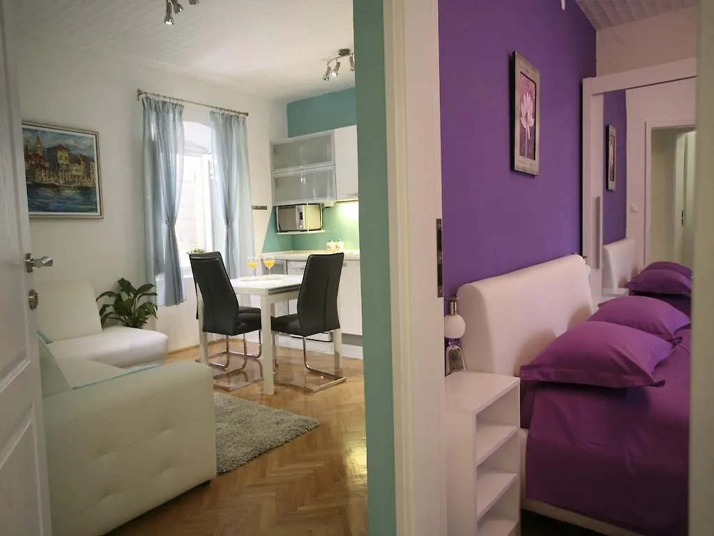 **** Guest house Apartments & Rooms Trogir Stars Free Parking Croatia