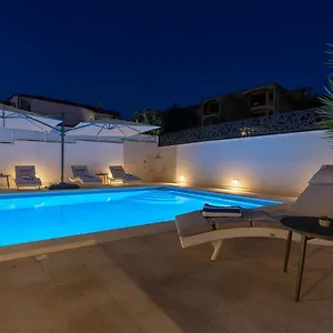 Fortis **** Trogir