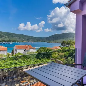 villa-lavanda.primorje-gorskikotar.com/