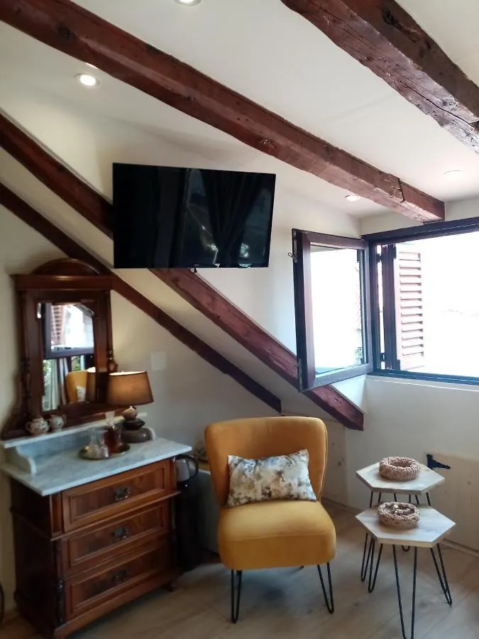 Apartments & Rooms Trogir Stars Free Parking 4*,