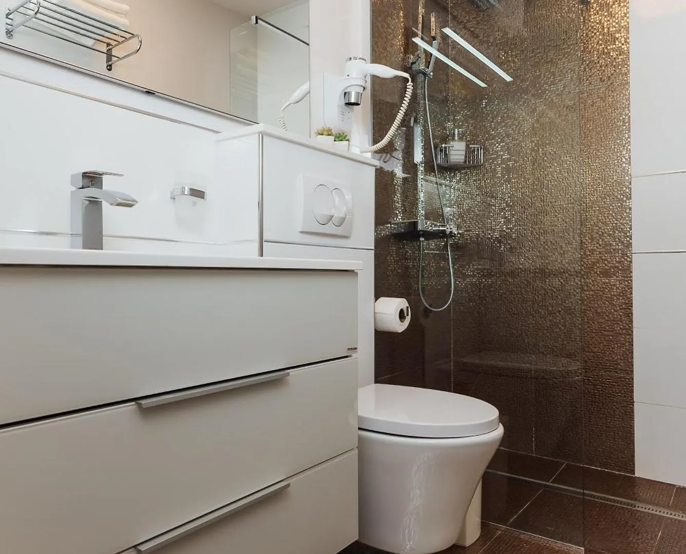 Old Town Villa Trogir Stars With Free Parking 4*,